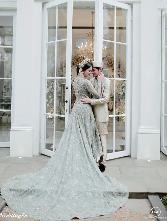 (Instagram/weddingku)