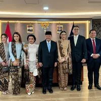 Tampilan Srikandi Keluarga Otto Hasibuan saat Pelantikan Wakil Menteri dari Istri, Putrinya, hingga Jessica Mila. [@nataliahasibuan]