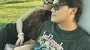 Lihat saja betapa romantisnya Mahalini dan Rizky Febian. Mereka terlihat bucin sambil menikmati pemandangan alam di Thailand. [Foto: instagram.com/rizkyfbian]