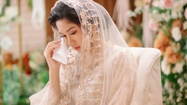 Momen haru pernikahan Ochi Rosdiana. (credit: instagram.com/thepotomoto)