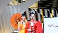 Simak keunikan bordir khas dari Roemah Kebaya Vielga di JFW 2020