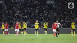 Oxford United FC mengawali laga perdana Grup A Piala Presiden 2025 dengan kemenangan telak 6-3 atas Liga Indonesia All Star. (Liputan6.com/Helmi Fithriansyah)