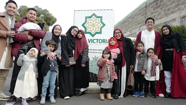 6 Momen Idul Adha Ben Kasyafani di Australia, Sienna Tampil Pakai Hijab