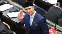 Selebriti, Verrell Bramasta saat rapat paripurna pelantikan anggota DPR Republik Indonesia terpilih periode 2024-2029 di Gedung Nusantara, Kompleks Parlemen, Senayan, Jakarta, Selasa (1/10/2024). Verrell Bramasta terpilih dari Partai Amanat Nasional (PAN) daerah pemilihan DKI Jakarta II dengan perolehan suara sebanyak 81.463. (Liputan6.com/Angga Yuniar)