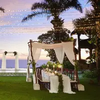 Mengeelar pernikaha d Bli dengan venue pantai yaainda/copyri the stone uluwatu