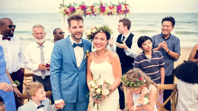 mantan suami menikah