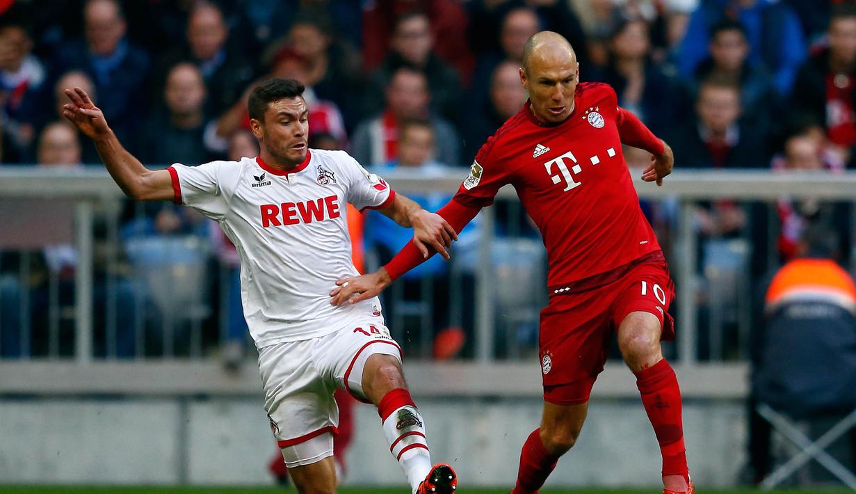 Jonas Hector (kiri), penampilan apiknya bersama FC Koln membuat klub-klub besar Eropa tertarik. (Reuters/Michael Dalder)
