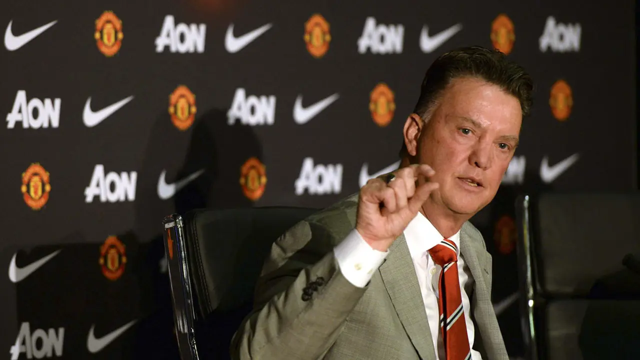 Van Gaal Siap "Dongkrak" Prestasi Manchester United
