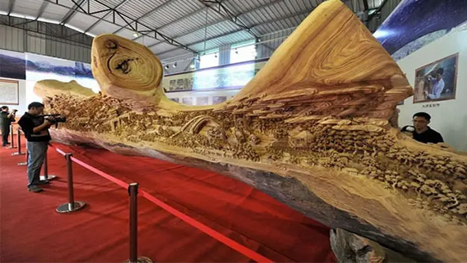 Dari Jauh Seperti Kayu Rapuh, Dari Dekat Ternyata Mengejutkan!