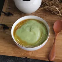 ilustrasi bubur sumsum hijau/opyright by deasy.taiku (Shutterstock)