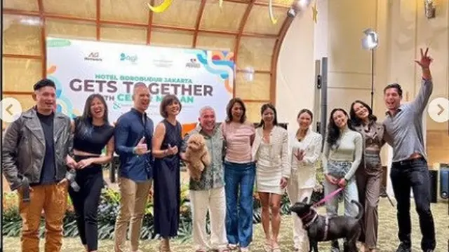 sederet artis Indonesia bertemu Cesar Milan (Foto: instagram tail_wagging)