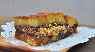 Resep Martabak Manis Bangka Empuk Dan Lezat Lifestyle Fimela Com Martabak manis ini dibeberapa daerah disebut terang bulan. resep martabak manis bangka empuk dan