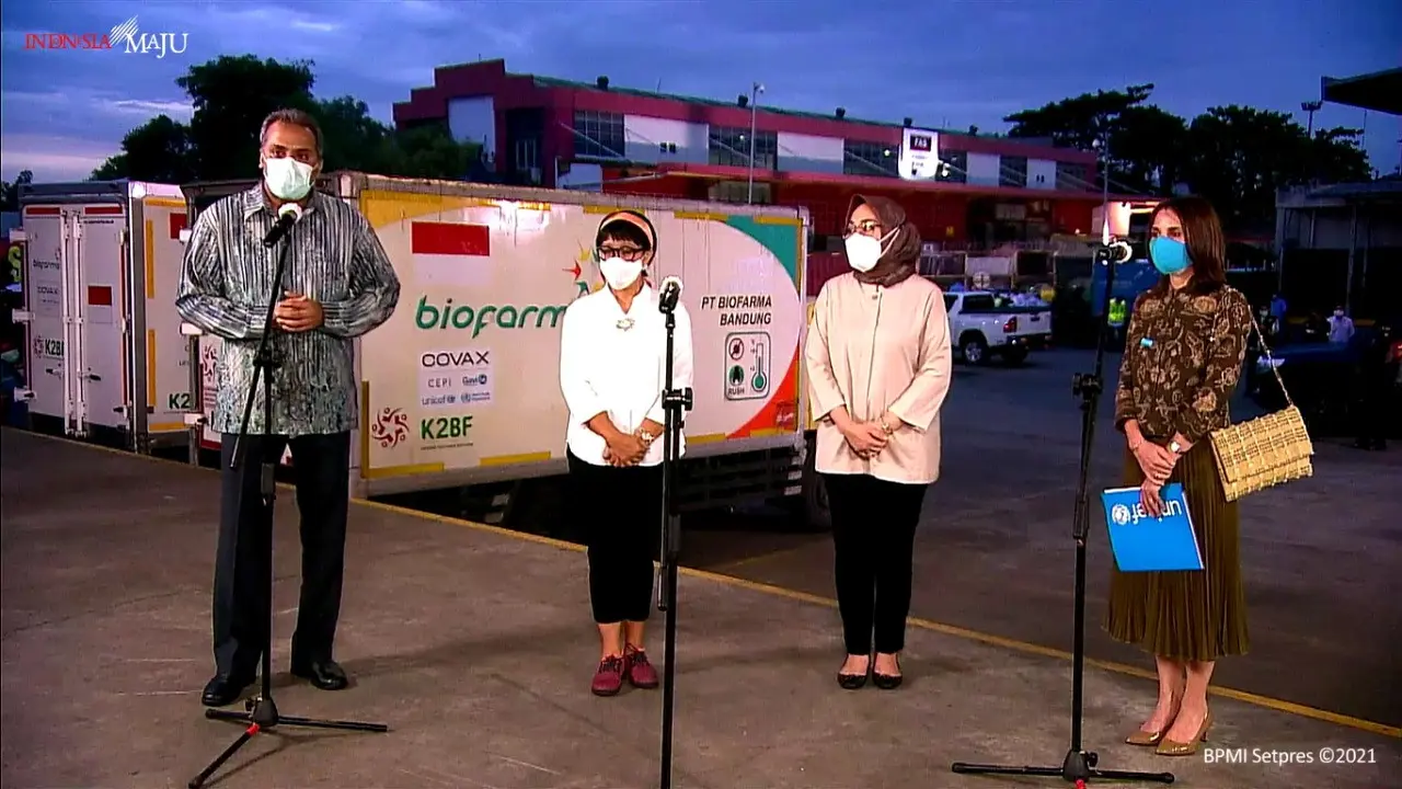 Foto 1 - Dosis pertama vaksin COVID-19 AstraZeneca tiba di Indonesia melalui skema COVAX