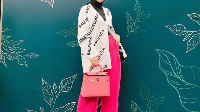 10 Inspirasi Outfit Cewek Kue ala Artis Tanah Air, Paula Verhoeven hingga Cinta Laura