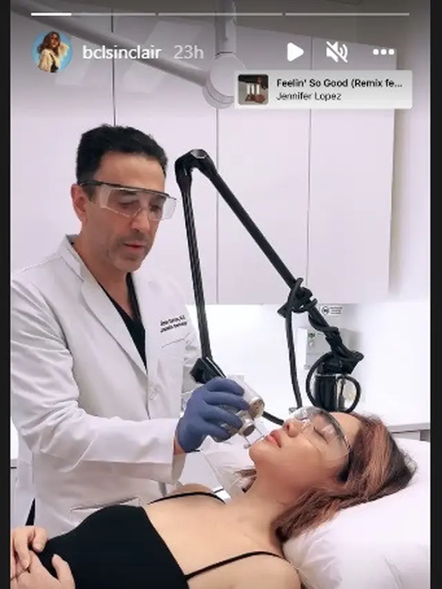 BCL menjalani perawatan wajah dengan dr. Simon Ourian, dokter langganan Kim Kardashian dan Kylie Jenner (Foto: Instagram @bclsinclair)