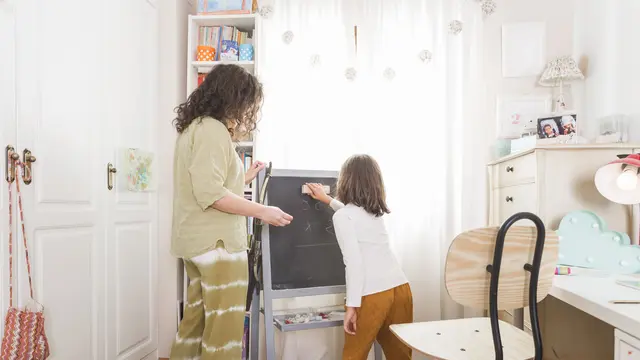 Sesuaikan tugas dengan usia anak agar sesuai dengan kemampuannya