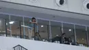 Pertandingan ini turut disaksikan langsung oleh pelatih Timnas sepak bola Indonesia, Shin Tae-yong, di tribun penonton. Tampak dalam foto, mantan pelatih Timnas Indonesia, Shin Tae Yong (STY) saat menyaksikan pertandingan Timnas Futsal Indonesia melawan Korea Selatan pada laga pertama Grup A Piala Asia 2026 di Indonesia Arena, Jakarta, pada Selasa (27/1/2026) malam WIB. (Bola.com/Bagaskara Lazuardi)