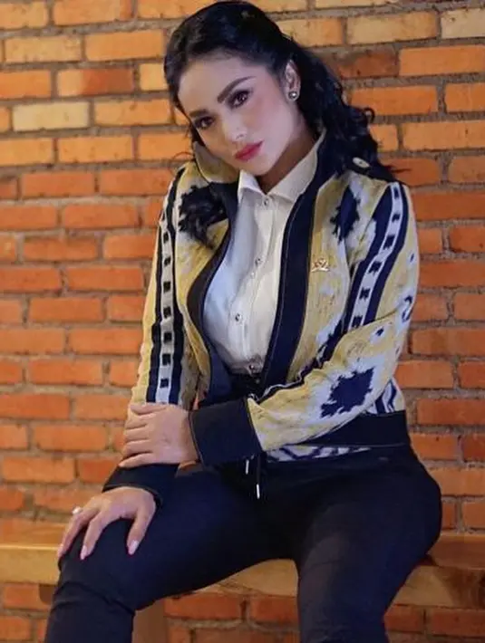 Krisdayanti (Instagram/krisdayantilemos)