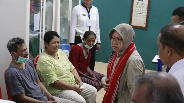 Tri Rismaharani.