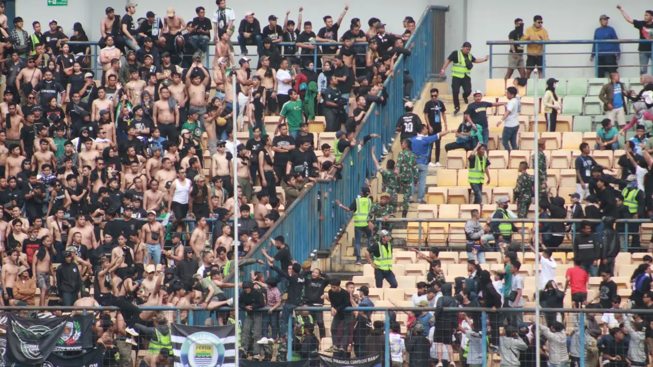 Persib Bandung Vs PSS Sleman