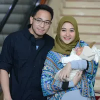 Nama adalah doa bagi kedua orangtuanya. Saat menggelar jumpa pers, pasangan ini menjelaskan arti nama anak keduanya. Termasuk putrinya yang juga ikut menyumbangkan nama. (Nurwahyunan/Bintang.com)