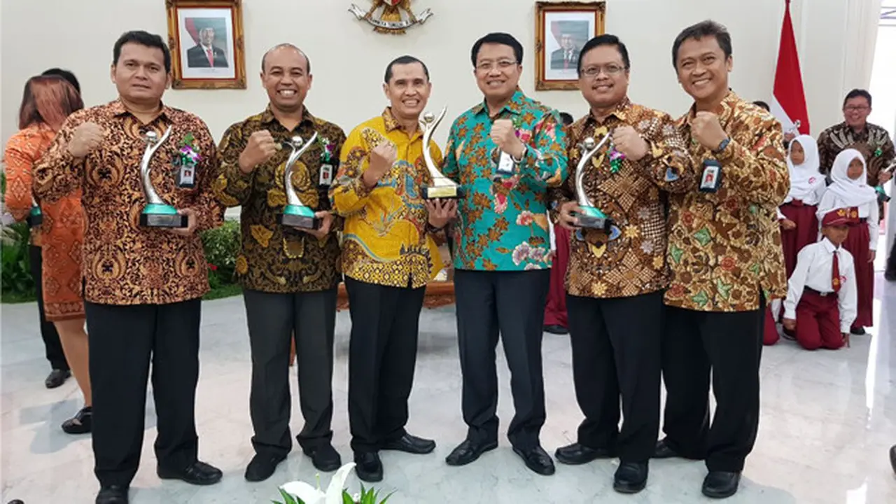 PLN