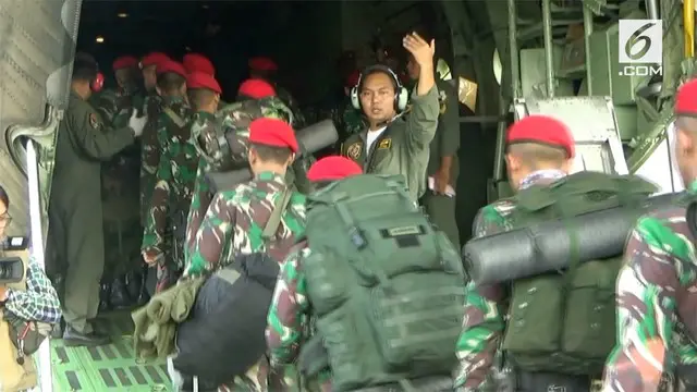 Ratusan anggota Kopassus diberangkatkan menuju Lombok Timur untuk membantu proses evakuasi turis asing yang terjebak di gunung Rinjani.