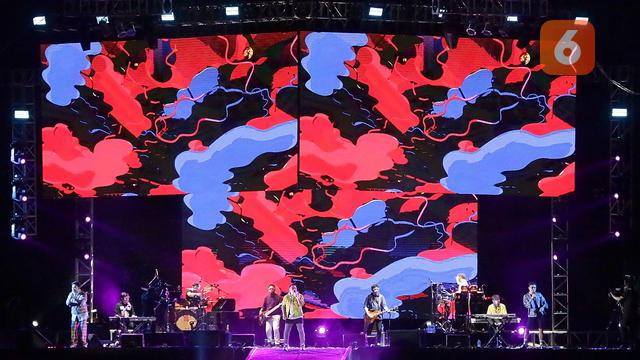 [Fimela] Kahitna Konser New Live Experience