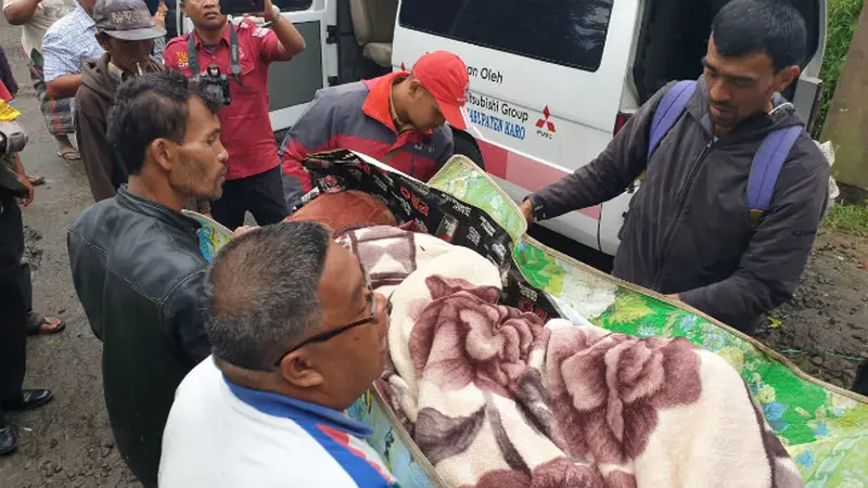 Pendaki Gunung Sibayak Disambar Petir