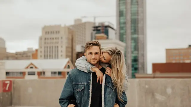 Ilustrasi Relationship