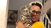 Uya Kuya bersama kucing (Instagram/king_uyakuya)