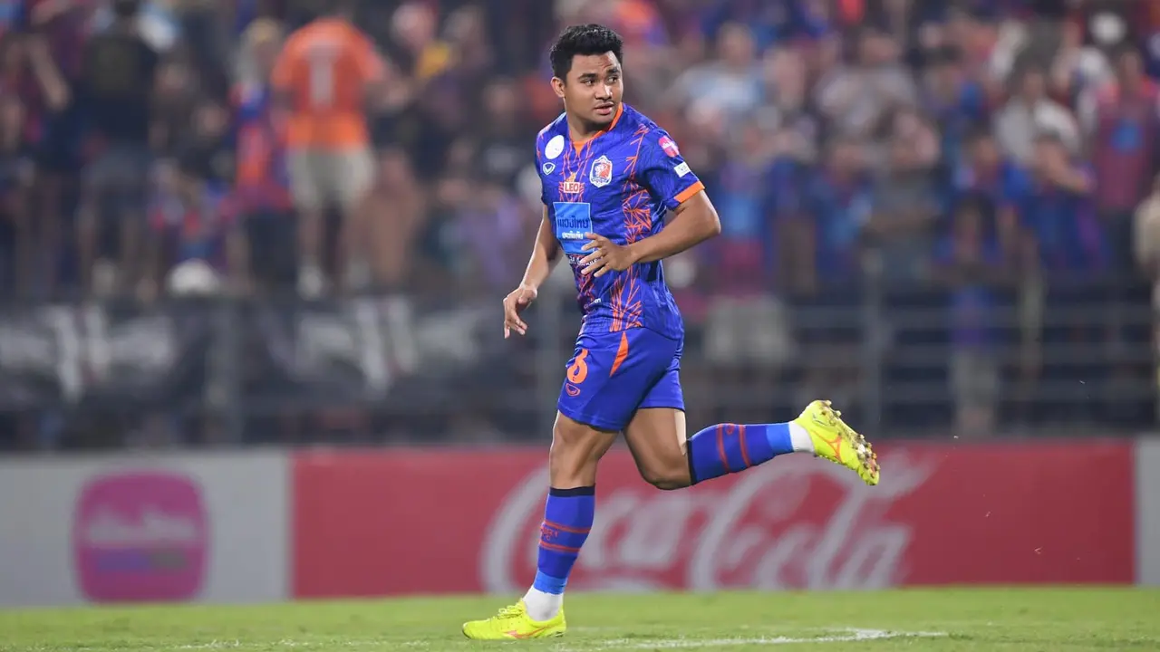 Asnawi Mangkualam debut di Port FC.