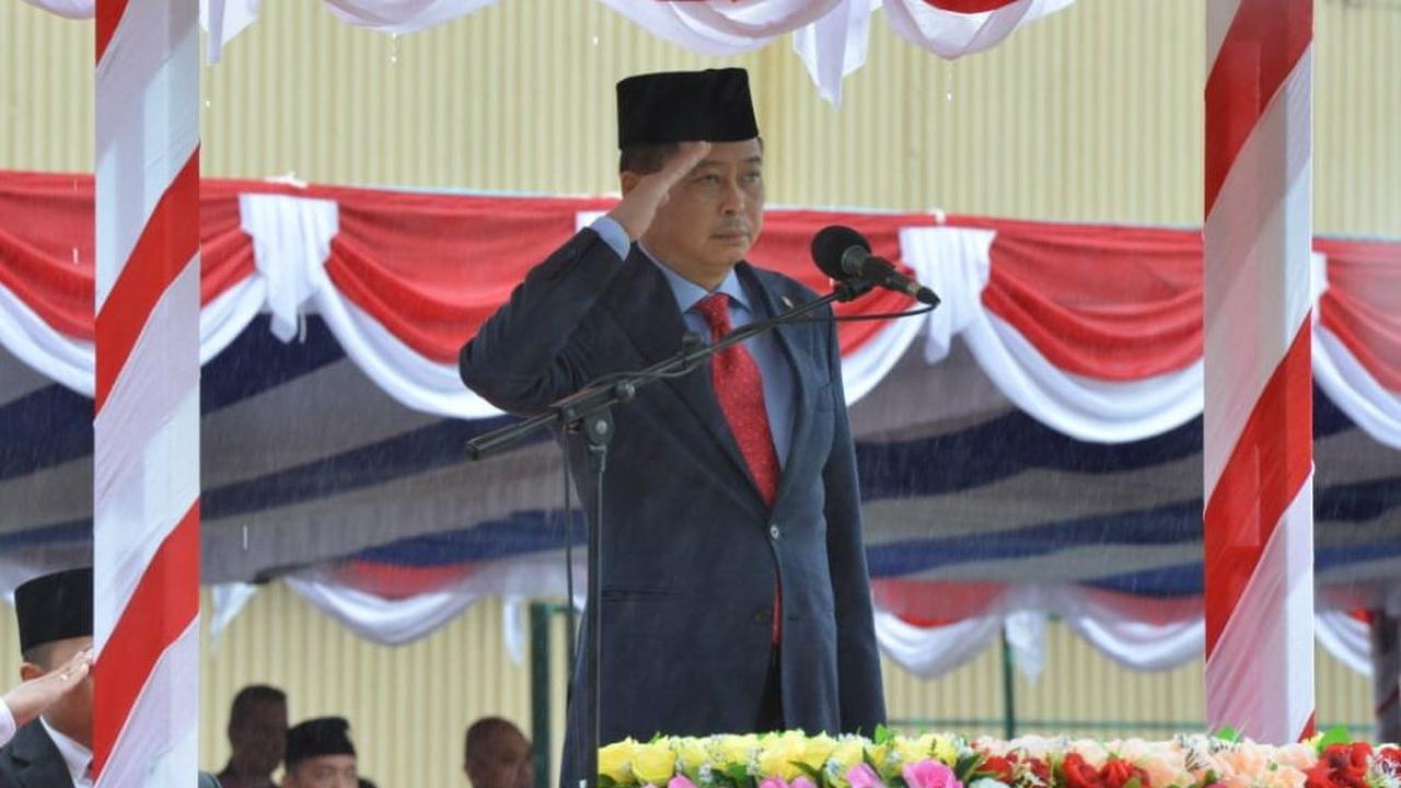 Menteri ESDM Ignasius Jonan memimpin upacara peringatan Hari Ulang Tahun (HUT) Kemerdekaan Republik Indonesia ke-74 di area PT Freeport Indonesia (PTFI), Sabtu (17/08/2019).