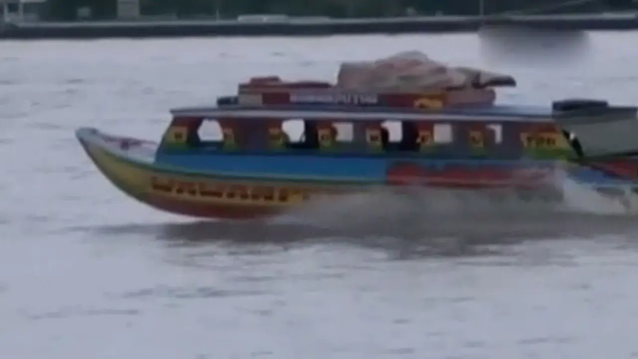 (lip6 Petang) Speedboat
