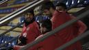 Keceriaan suasana latihan Barcelona jelang laga lanjutan grup B Liga Champions yang berlangsung di stadion Camp Nou, Spanyol, Rabu (12/12). El Barca akan ditantang Tottenham Hotspur yang membutuhkan kemenangan. (AFP/Lluis Gene)