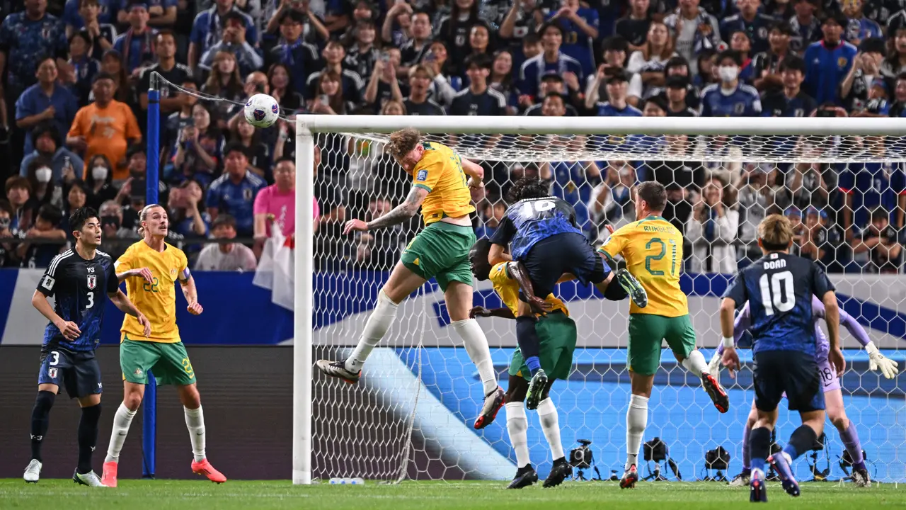Harry Souttar - Timnas Jepang Vs Timnas Australia di putaran ketiga Kualifikasi Piala Dunia 2026