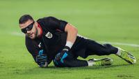 Kiper Timnas Indonesia, Maarten Paes. (Bola.com/Bagaskara Lazuardi)
