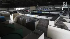 Sejumlah toko dan kios tutup di Blok G Pasar Tanah Abang, Jakarta, Sabtu (23/12). PD Pasar Jaya berencana merobohkan bangunan Blok G Pasar Tanah Abang, Jakarta Pusat. (Liputan6.com/Angga Yuniar)