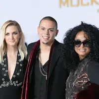 Ashlee Simpson, Evan Ross dan Diana Ross. (Jason Merritt / GETTY IMAGES NORTH AMERICA / AFP)