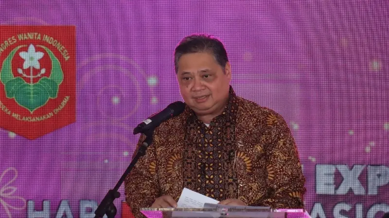 Menteri Koordinator Bidang Perekonomian Airlangga Hartarto memberikan sambutan di pembukaan KOWANI Expo.