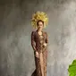 Kebaya akad nikah Enzy Storia rancangan Vera Anggraini. (Dok. Instagram/@muthia.auliananda)