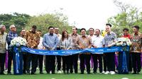 Ketua Umum PSSI Erick Thohir, FIFA Council Member Kanya Keomany, FIFA Lead Regional Office Lavin Vignesh, Direktur Utama Bank Mandiri Darmawan Junaidi dan Direksi serta Manajemen Bank Mandiri meresmikan Lapangan Mini Soccer bernama FIFA ARENA di Kawasan Mandiri Wijayakusuma, Jakarta.