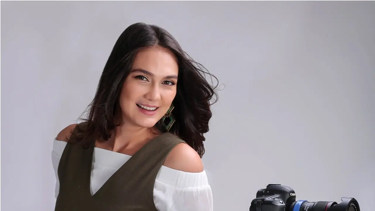 [Bintang] Luna Maya
