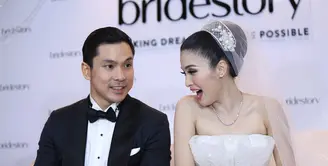Sandra Dewi dan Harvey Moeis resmi menikah di Gereja Katedral, Jakarta Pusat. Pernikahannya bertepatan dengan ulang tahun ayahnya, 8 November. (Nurwahyunan/Bintang.com)
