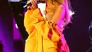 Sesama rekan selebriti, para sahabat Ariana pun turut  bersedih atas kejadian ledakan bom di Manchester di penghujung konser Ariana. Di media sosial, doa dan penyemangat untuk Ariana pun mereka berikan. (AFP/Bintang.com)