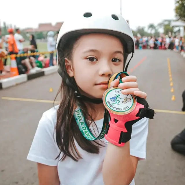 6 Potret Pencapaian Gempita di Usia Belia, Gading dan Gisel Akui Bangga