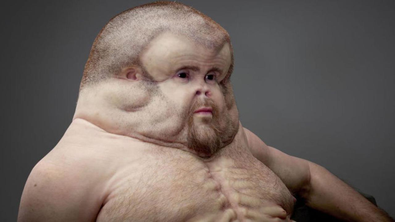 Graham punya tubuh yang sempurna untuk bertahan hidup dalam kecelakaan mobil. 