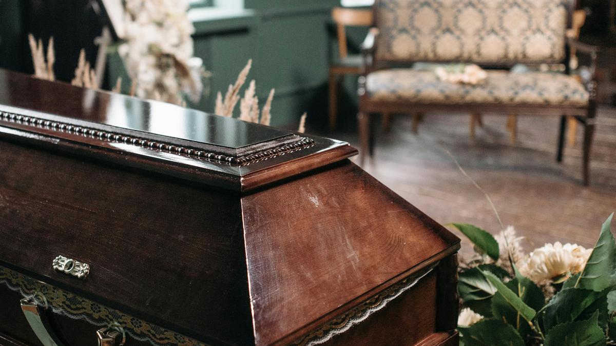 Meiso Kukan Kanoke-in, Menemukan Ketenangan Lewat Kesadaran akan Kematian di Peti Mati