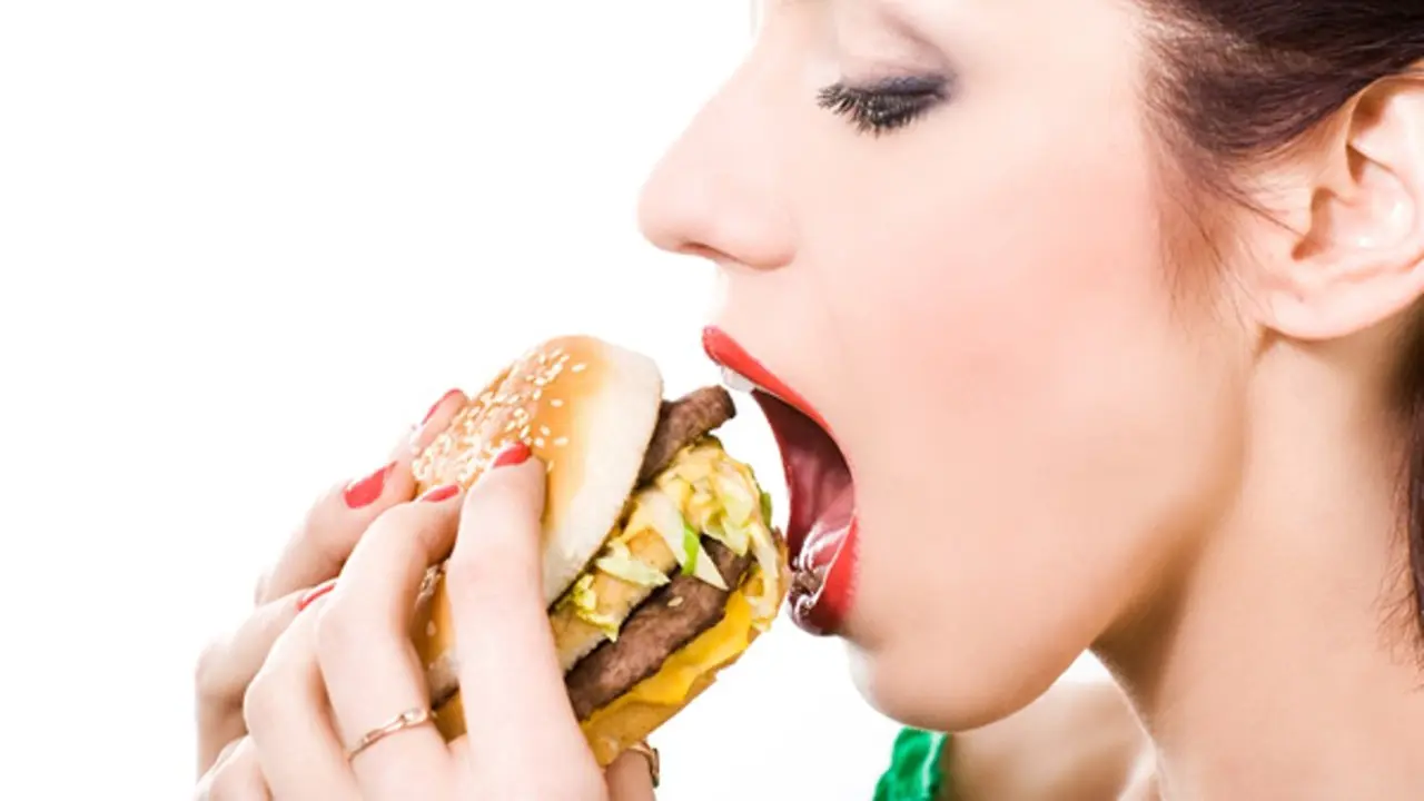 [Bintang] Cepat Gemuk? Jangan-jangan Kamu Melakukan Ini Saat Makan