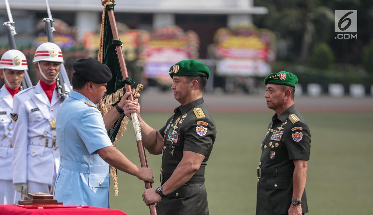 Foto Tongkat Komando Ksad Resmi Dipegang Jenderal Andika Perkasa News Liputan6 Com